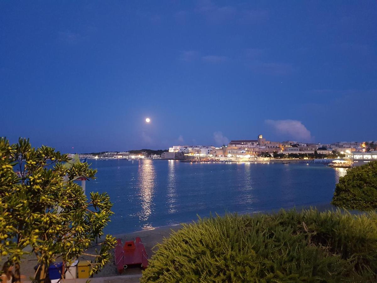 Torre Dell'Orso Centro - Villino Vista Mare Con Ampio Giardino Villa Eksteriør billede
