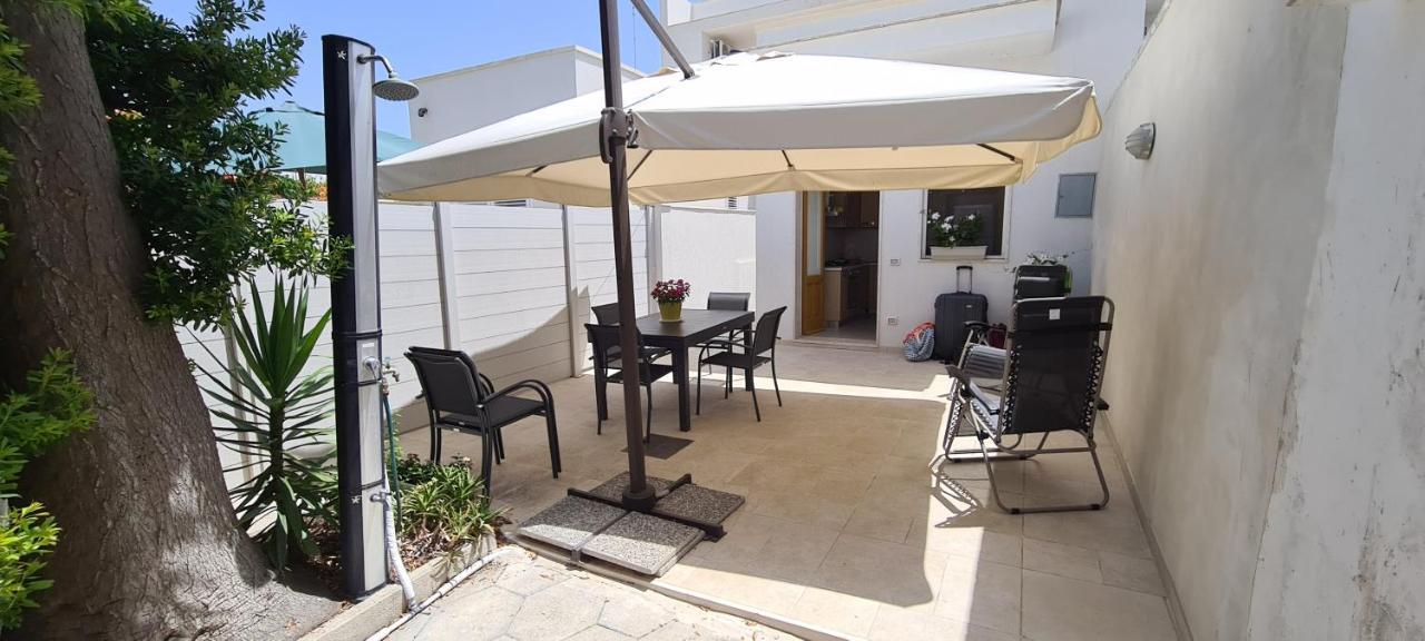 Torre Dell'Orso Centro - Villino Vista Mare Con Ampio Giardino Villa Eksteriør billede